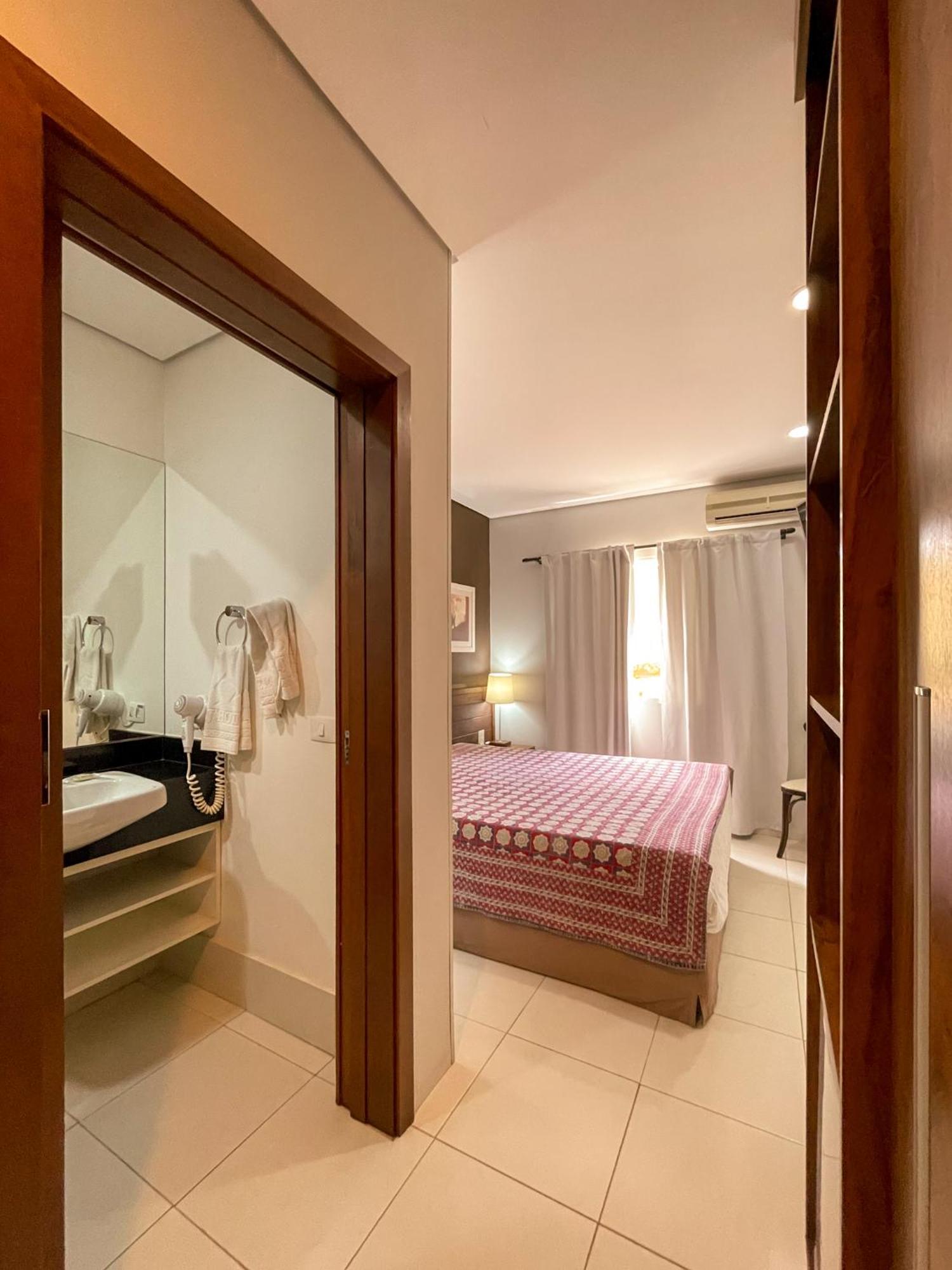 Taj Hotel Três Lagoas Εξωτερικό φωτογραφία